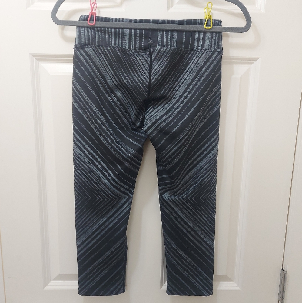 prAna Roxanne capris - Picture 3 of 7